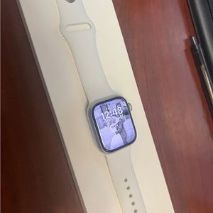 Apple Watch Series 7 41 mm starlight